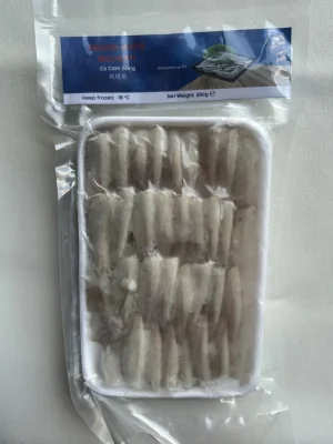 BLUE WHALE FOODS- FROZEN WHITE ANCHOVY 380GR (CÁ CƠM SÔNG)